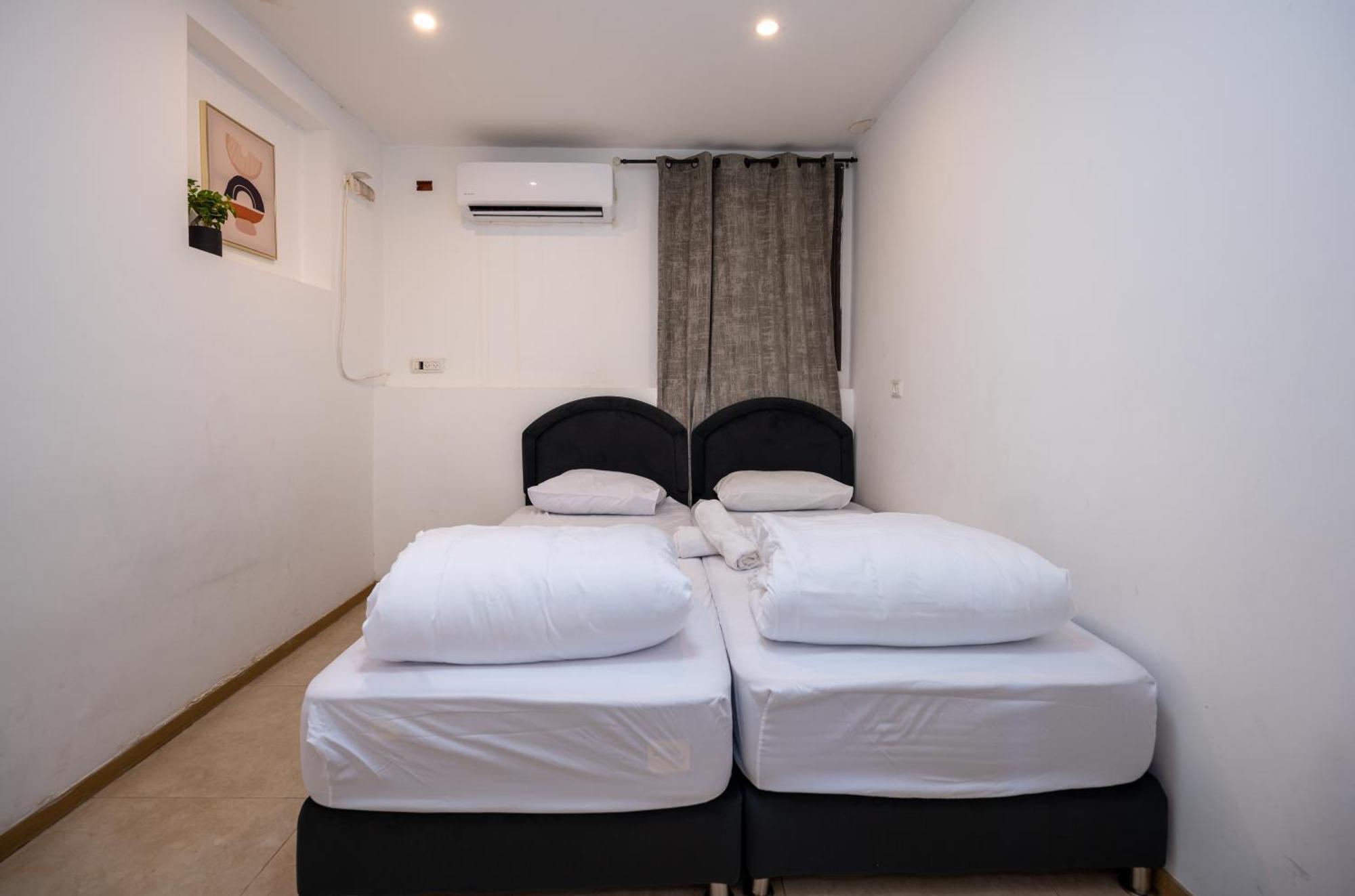 Levication 2 Bedrooms Pool&Jacuzzi Тиверіада Екстер'єр фото